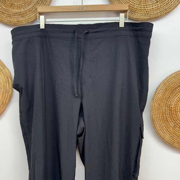 Old Navy Active Black Stretchtech Cargo Athletic Pant Jogger Plus Size 2X - Picture 3 of 5